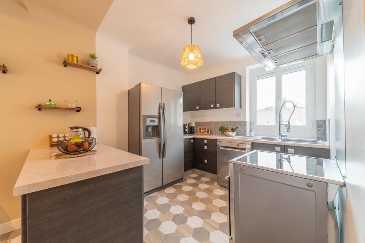 Côté Cour, 3 chambres, terrasses, jardin privé avec terrain de pétanque, cave voutée Corgoloin Exterior foto